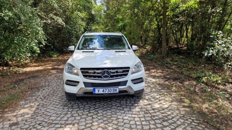 Mercedes-Benz ML 350 Ml 350 Bluetec 4 Matic, снимка 2 - Автомобили и джипове - 47238267