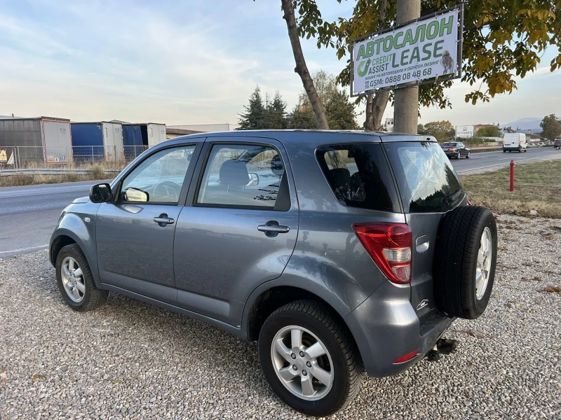 Daihatsu Terios 1.5 i, снимка 5 - Автомобили и джипове - 47764275