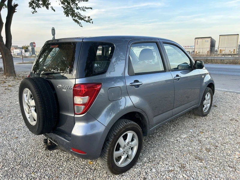 Daihatsu Terios 1.5 i, снимка 6 - Автомобили и джипове - 47764275