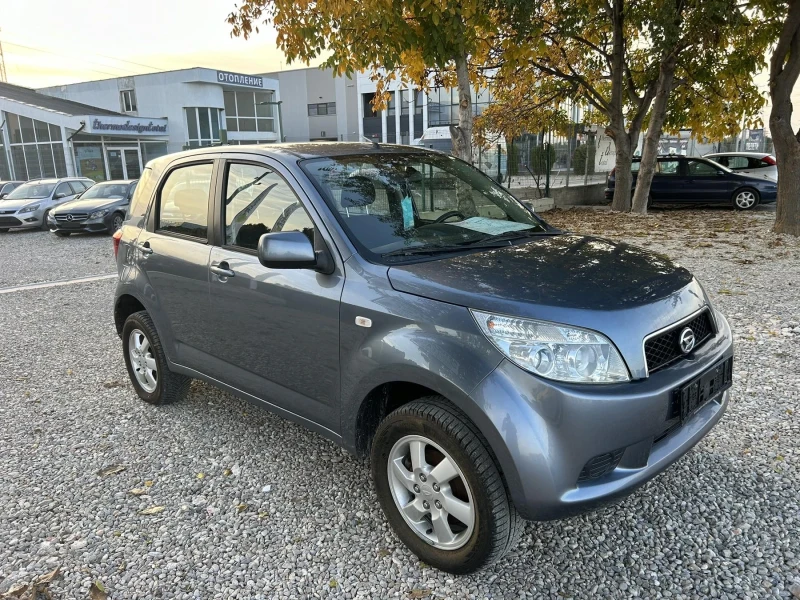 Daihatsu Terios 1.5 i, снимка 2 - Автомобили и джипове - 47764275