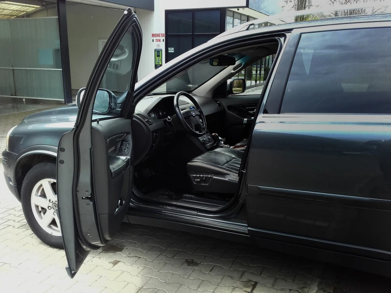 Volvo Xc90 Exclusive, снимка 5 - Автомобили и джипове - 49903637