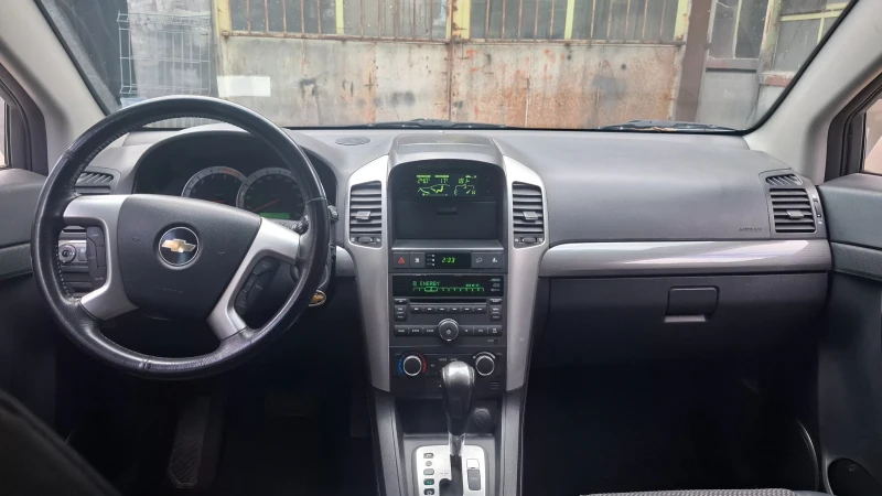 Chevrolet Captiva 2.0 diesel  4WD 7местен , снимка 8 - Автомобили и джипове - 52044762