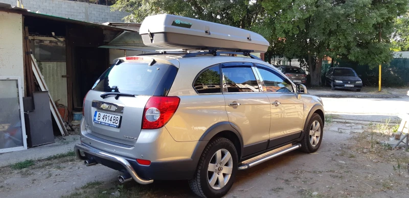 Chevrolet Captiva 2.0 diesel  4WD 7местен , снимка 2 - Автомобили и джипове - 52044762