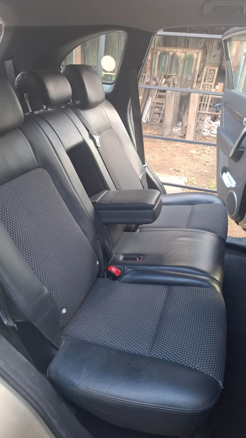 Chevrolet Captiva 2.0 diesel  4WD 7местен , снимка 14 - Автомобили и джипове - 52044762
