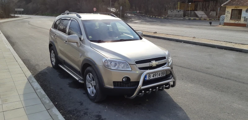 Chevrolet Captiva 2.0 diesel  4WD 7местен , снимка 3 - Автомобили и джипове - 52044762