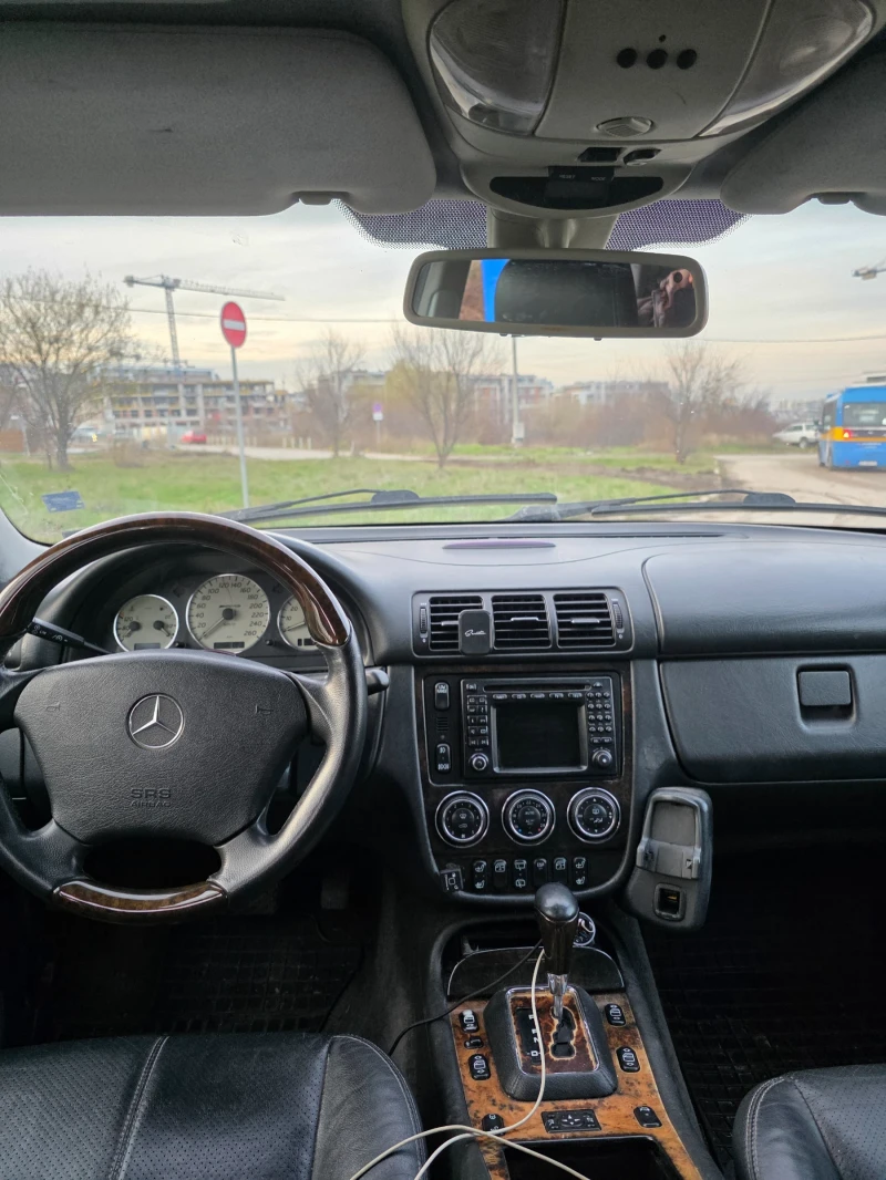 Mercedes-Benz ML 55 AMG Газ/Бензин, снимка 11 - Автомобили и джипове - 52639167