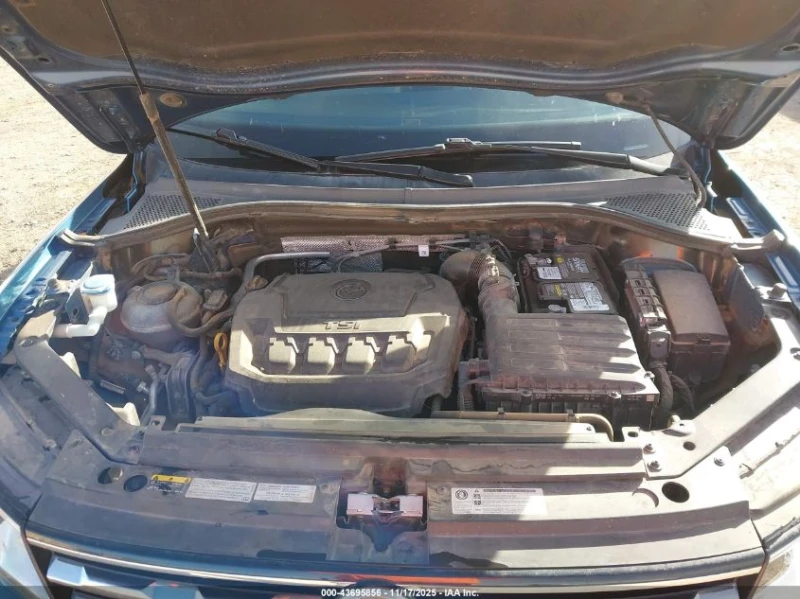 VW Tiguan SE R-Line Black * КРАЙНА ЦЕНА* CARFAX, снимка 10 - Автомобили и джипове - 53396904