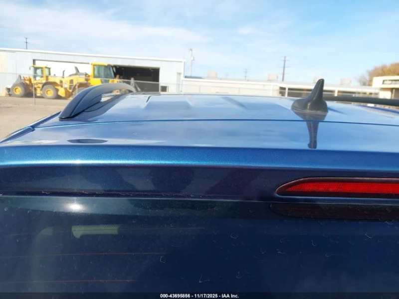 VW Tiguan SE R-Line Black * КРАЙНА ЦЕНА* CARFAX, снимка 6 - Автомобили и джипове - 53396904