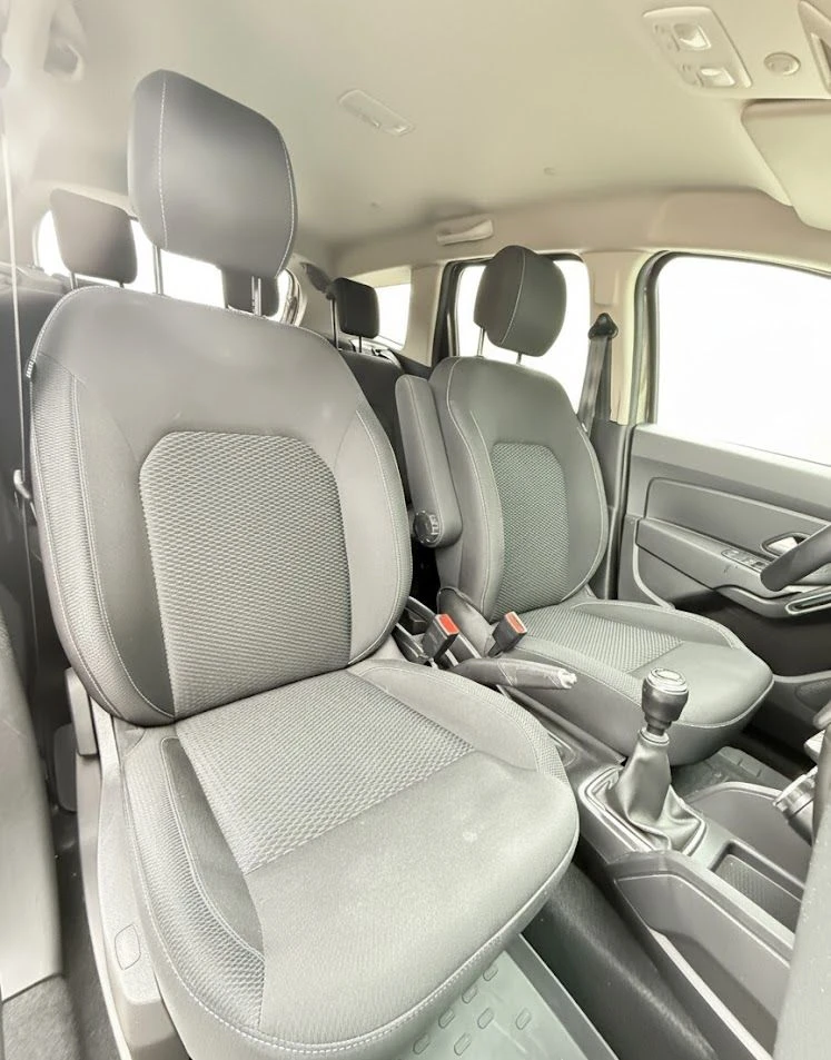 Dacia Duster Laureate 4x2 LPG - изображение 6