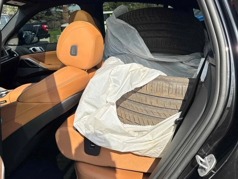 BMW X6 * xDrive40i * DIS * HUD * 360 * ПОДГРЕВ * ПАМЕТ, снимка 13 - Автомобили и джипове - 54892959