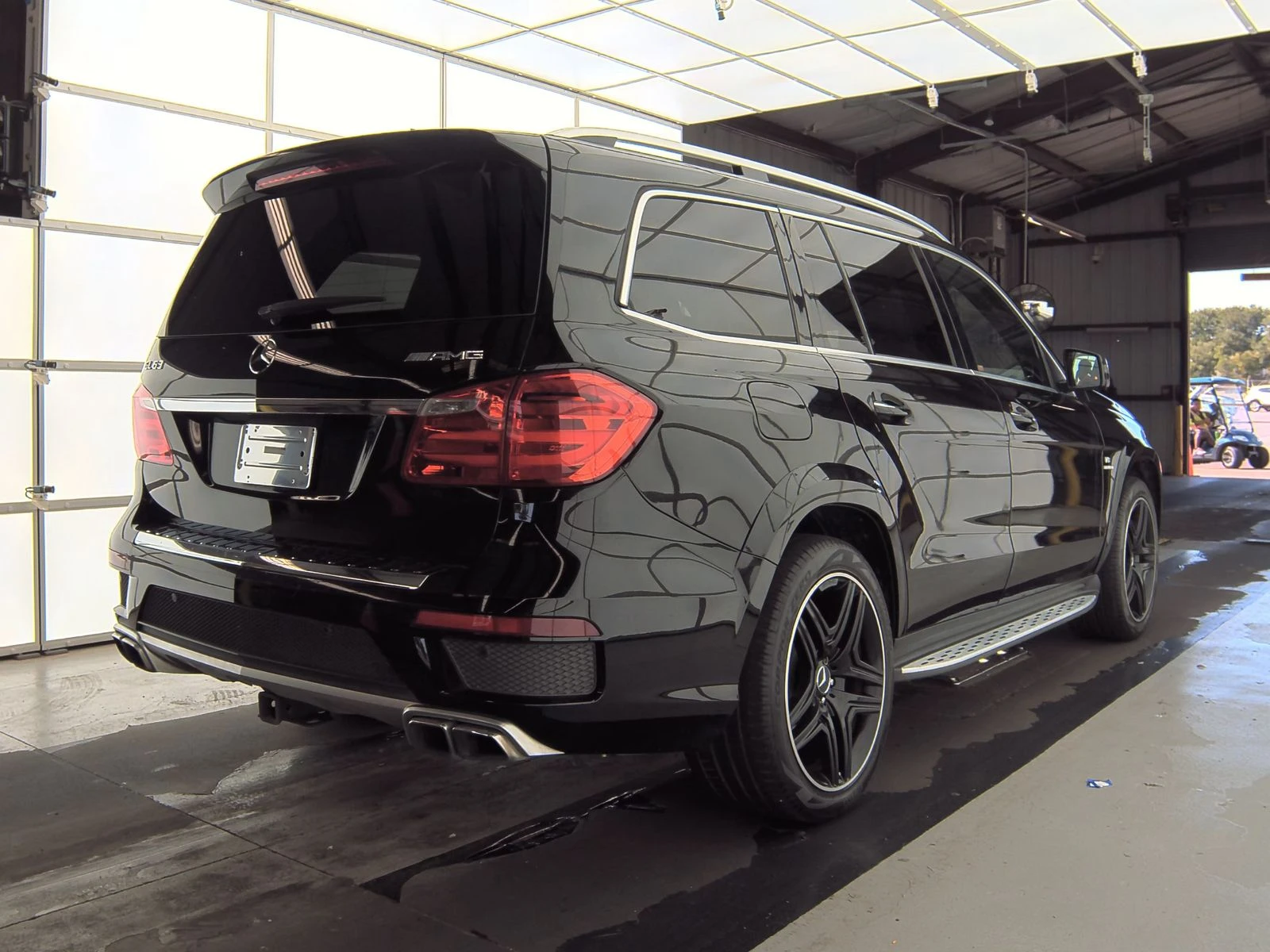 Mercedes-Benz GL 63 AMG DESIGNO* МАСАЖ* 7МЕСТА* ОБДУХ* PERFORMANCE* B&O* D - изображение 6