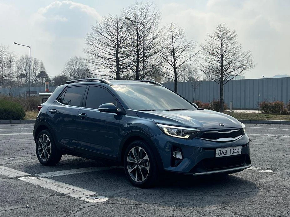 Kia Stonic Diesel 1.6 Trendy * НАЙ-ДОБРА ЦЕНА В БЪЛГАРИЯ*  - изображение 2