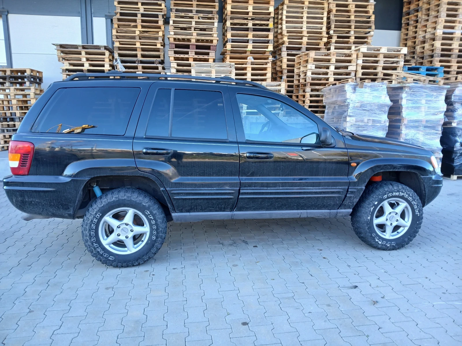 Jeep Grand cherokee  - изображение 2