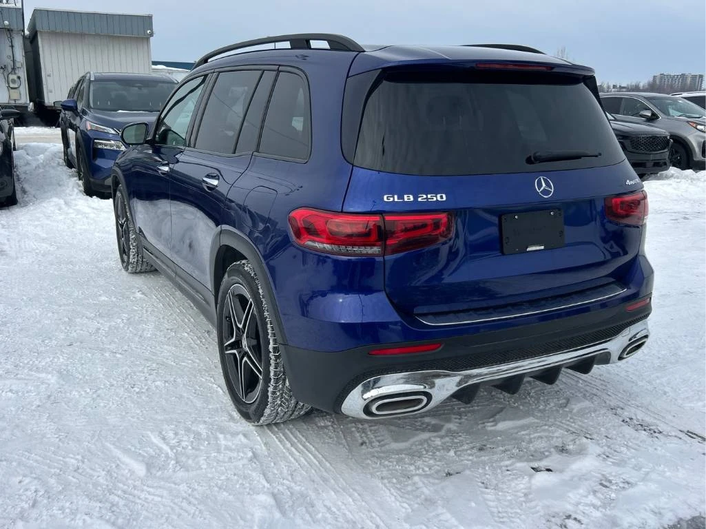 Mercedes-Benz GLB 250* CARFAX*  ДИСТРОНИК * ДВА КЛЮЧА, снимка 6 - Автомобили и джипове - 54093981