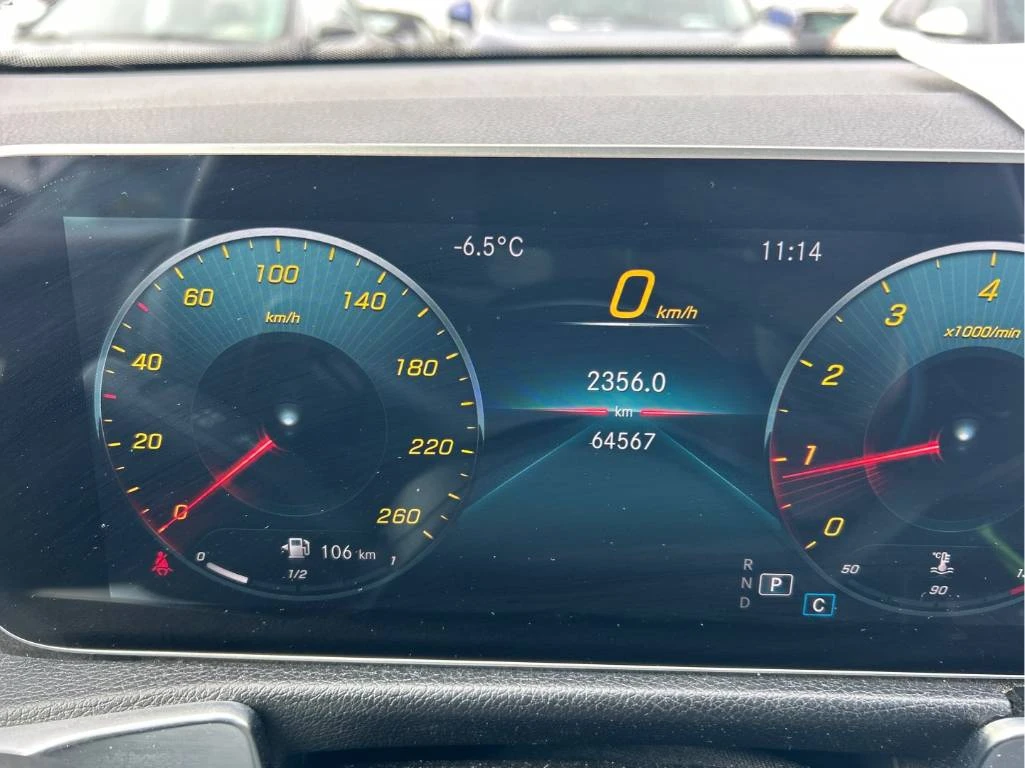 Mercedes-Benz GLB 250* CARFAX*  ДИСТРОНИК * ДВА КЛЮЧА, снимка 12 - Автомобили и джипове - 54093981