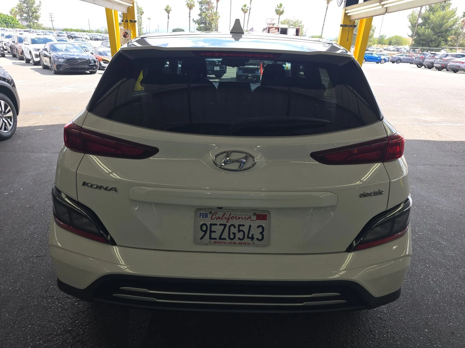 Hyundai Kona Electric SE | CARPLAY | LANE ASSIST | BLIND SPOT |, снимка 5 - Автомобили и джипове - 54653253