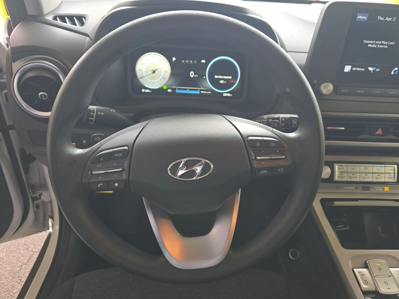 Hyundai Kona Electric SE | CARPLAY | LANE ASSIST | BLIND SPOT |, снимка 10 - Автомобили и джипове - 54653253