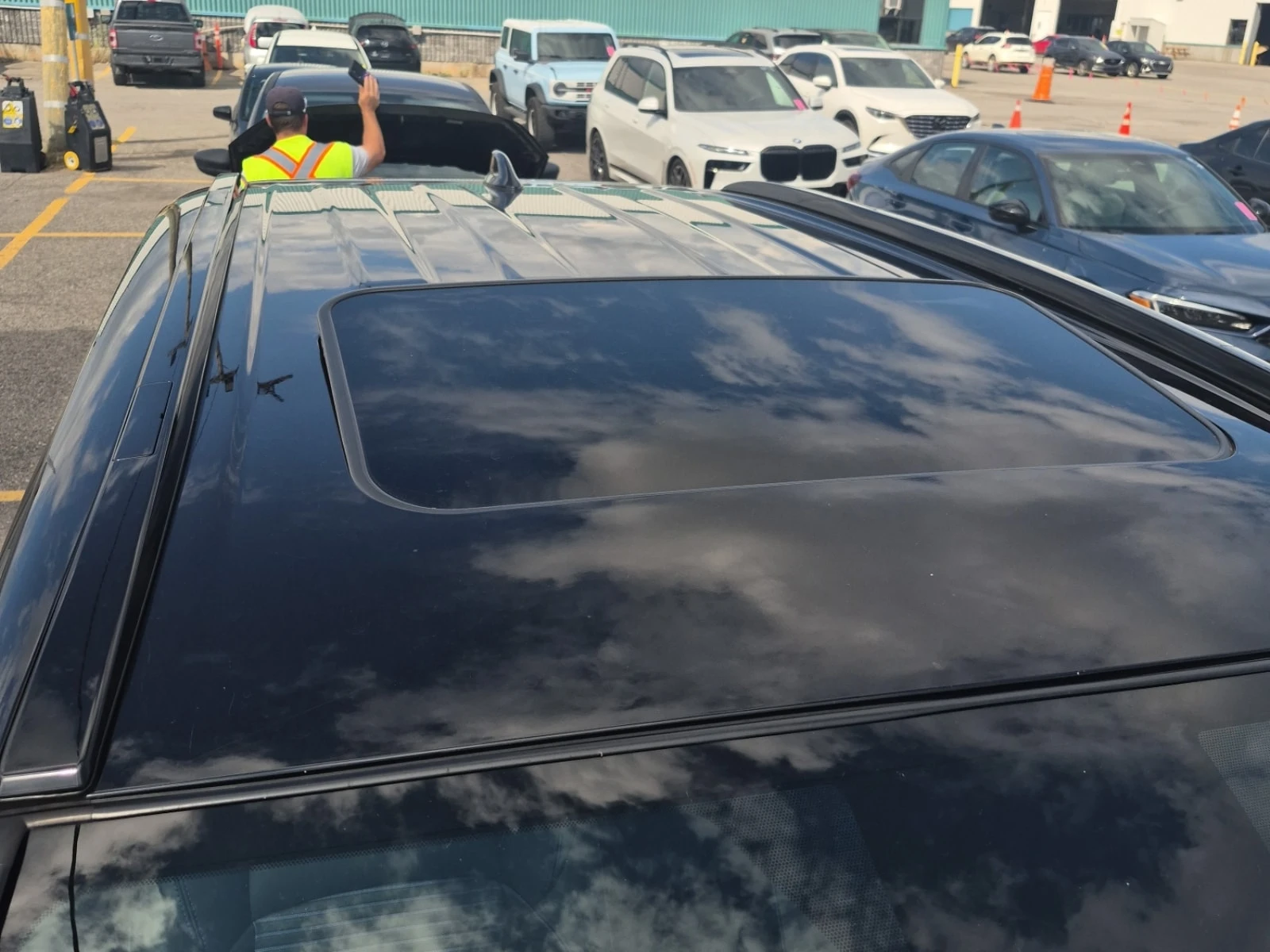 Toyota Rav4 * HYBRID XSE * AWD * 2 КЛЮЧА  * FACELIFT * CARFAX , снимка 12 - Автомобили и джипове - 56003197