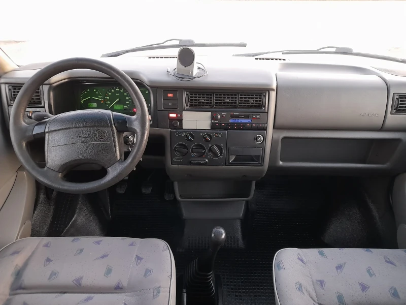VW T4, снимка 8 - Бусове и автобуси - 52945391