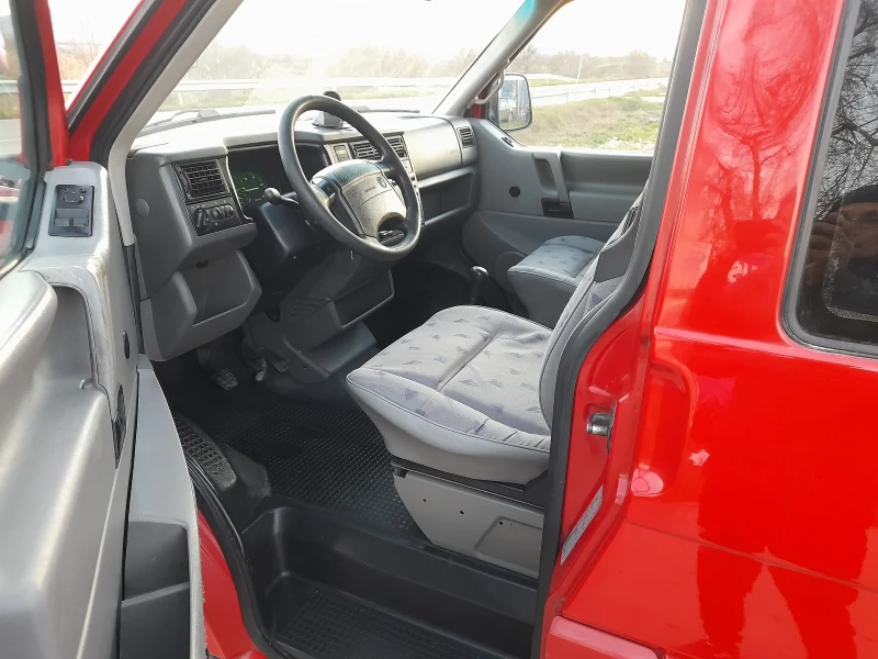 VW T4, снимка 6 - Бусове и автобуси - 52945391