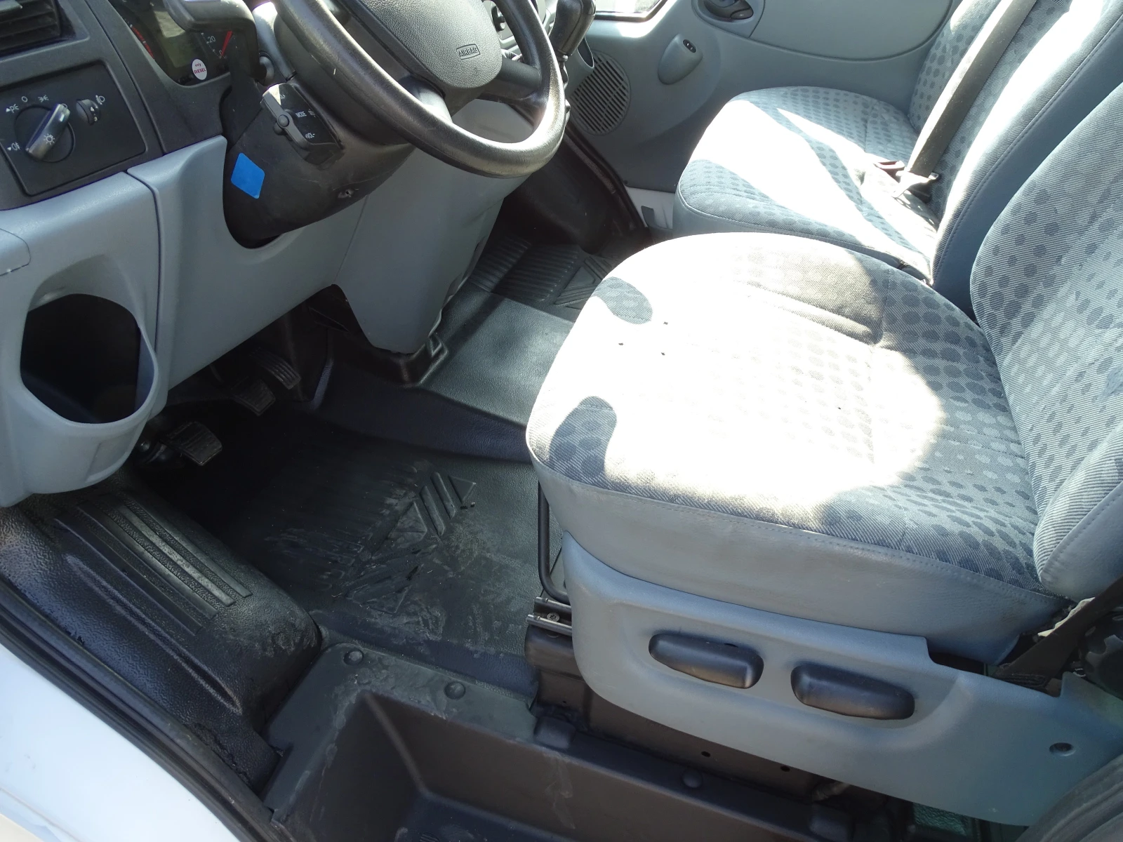 Ford Transit 9 МЕСТА  * * * КЛИМАТИК* * *  - изображение 7