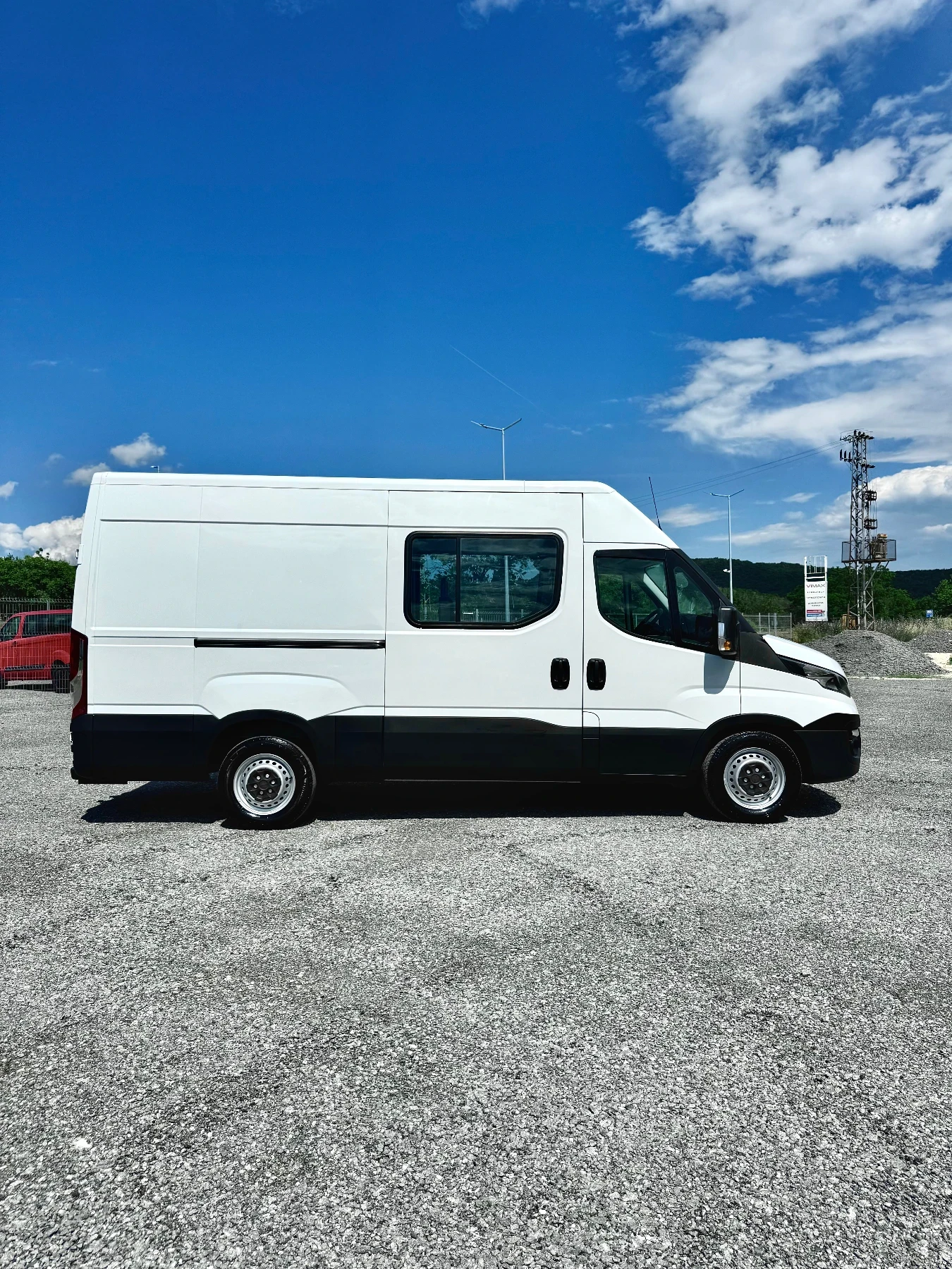 Iveco 35S18 3.0 170кс 6 места Клима Теглич 3.5т На Възглавници, снимка 5 - Бусове и автобуси - 54985699