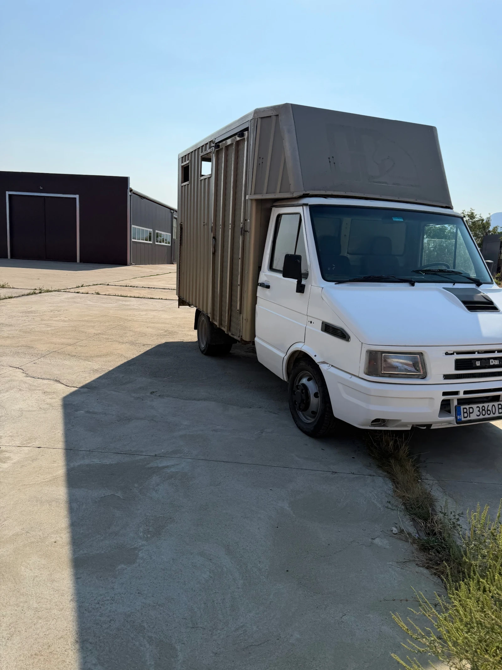 Iveco 3510 Превоз животни, снимка 3 - Бусове и автобуси - 56034661