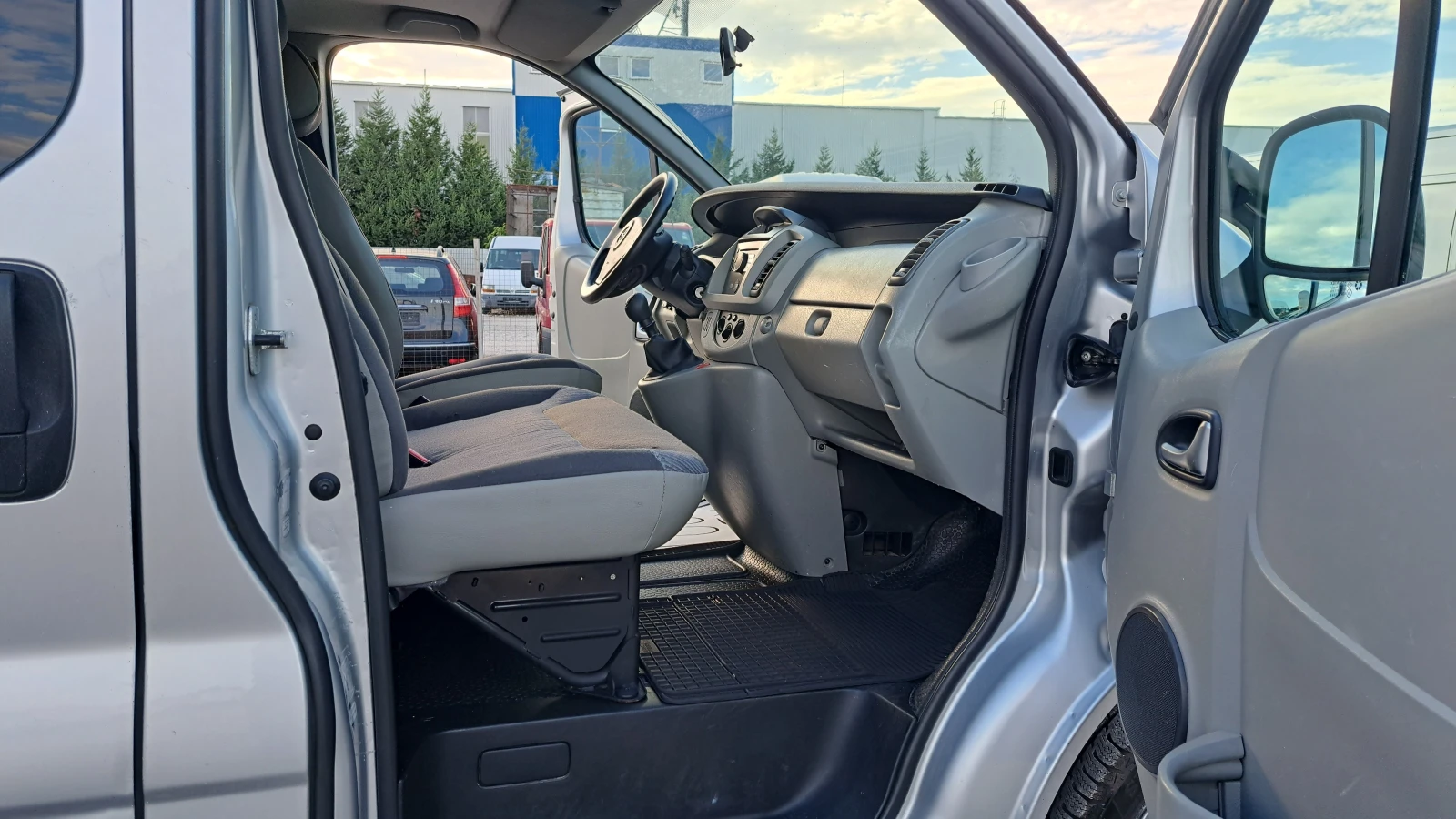 Opel Vivaro MAXI-2.5CDTI/��������  | Mobile.bg � ����������� 8