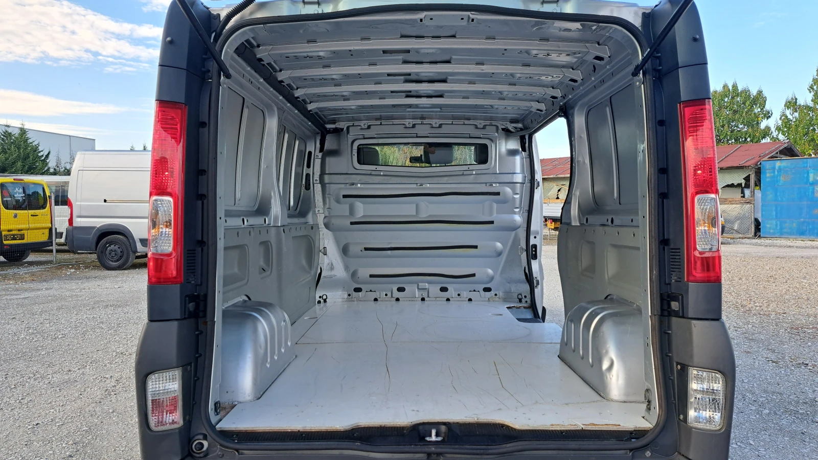 Opel Vivaro MAXI-2.5CDTI/��������  | Mobile.bg � ����������� 15