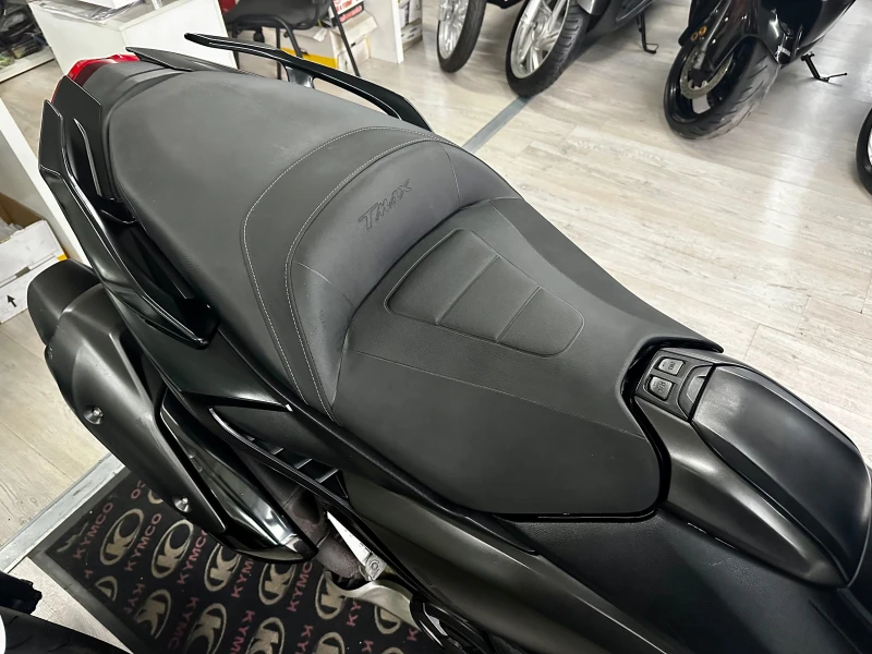 Yamaha T-max 560i , снимка 4 - Мотоциклети и мототехника - 47485204