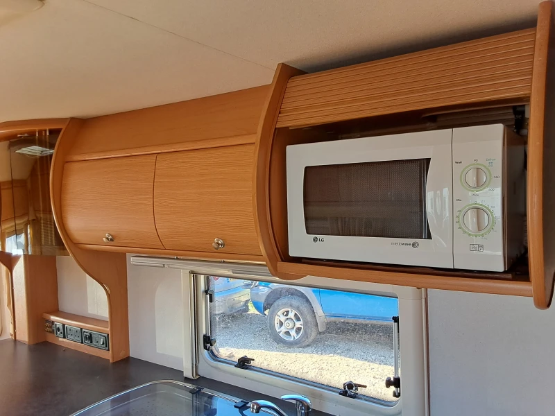 Каравана Avondale OSPREY, снимка 10 - Каравани и кемпери - 50157147