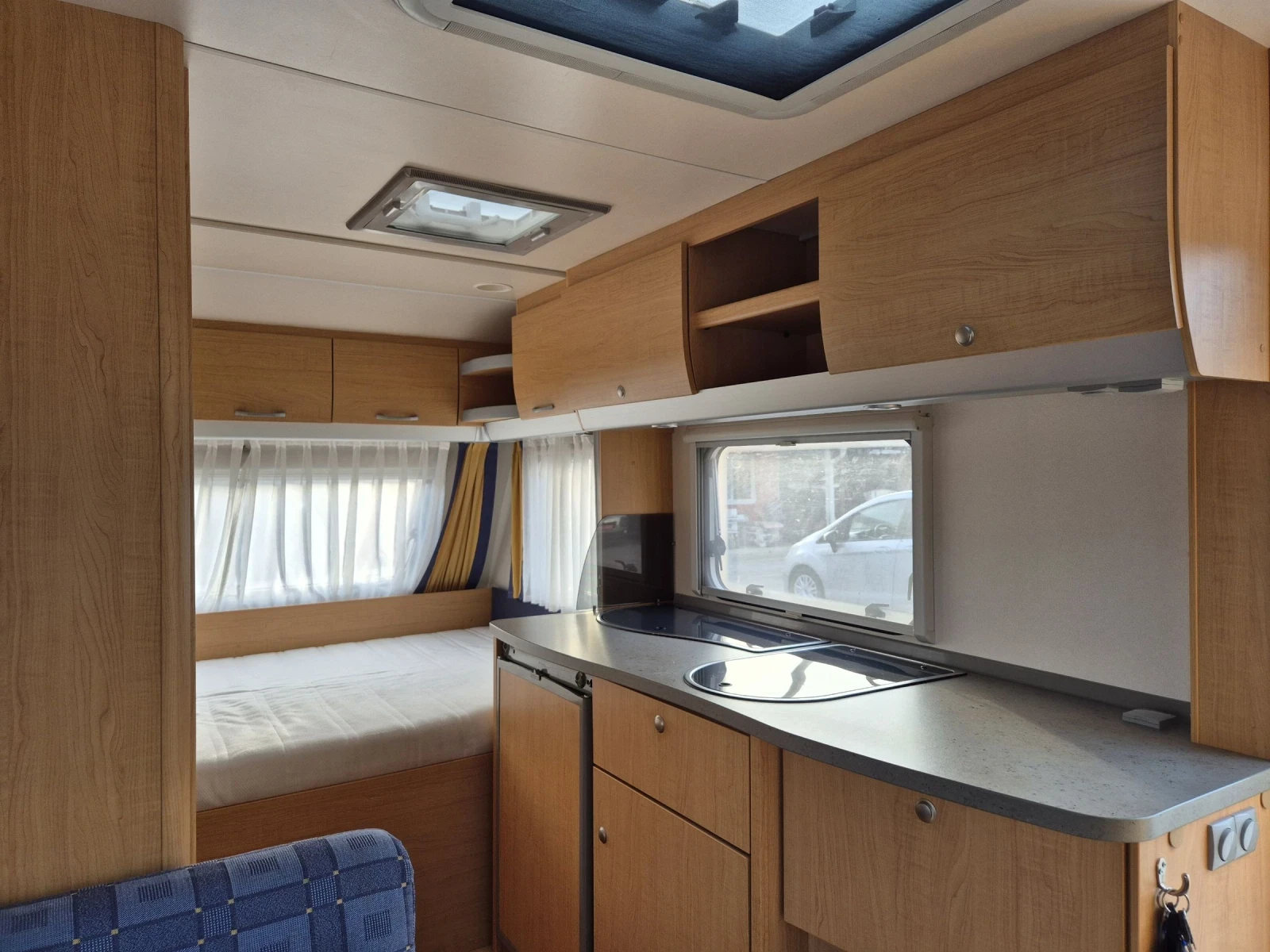 Каравана Knaus 4  МЕСТА WC  БАНЯ ФОРСЕЛТ БОЙЛЕР  - изображение 4