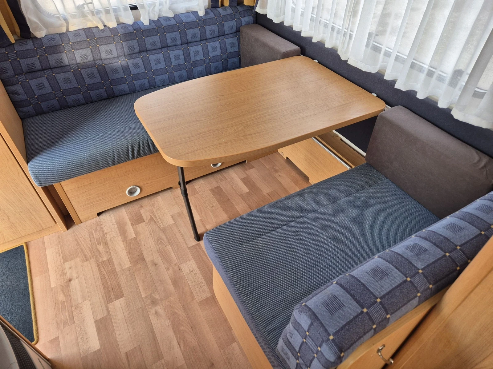 Каравана Knaus 4  МЕСТА WC  БАНЯ ФОРСЕЛТ БОЙЛЕР  - изображение 6