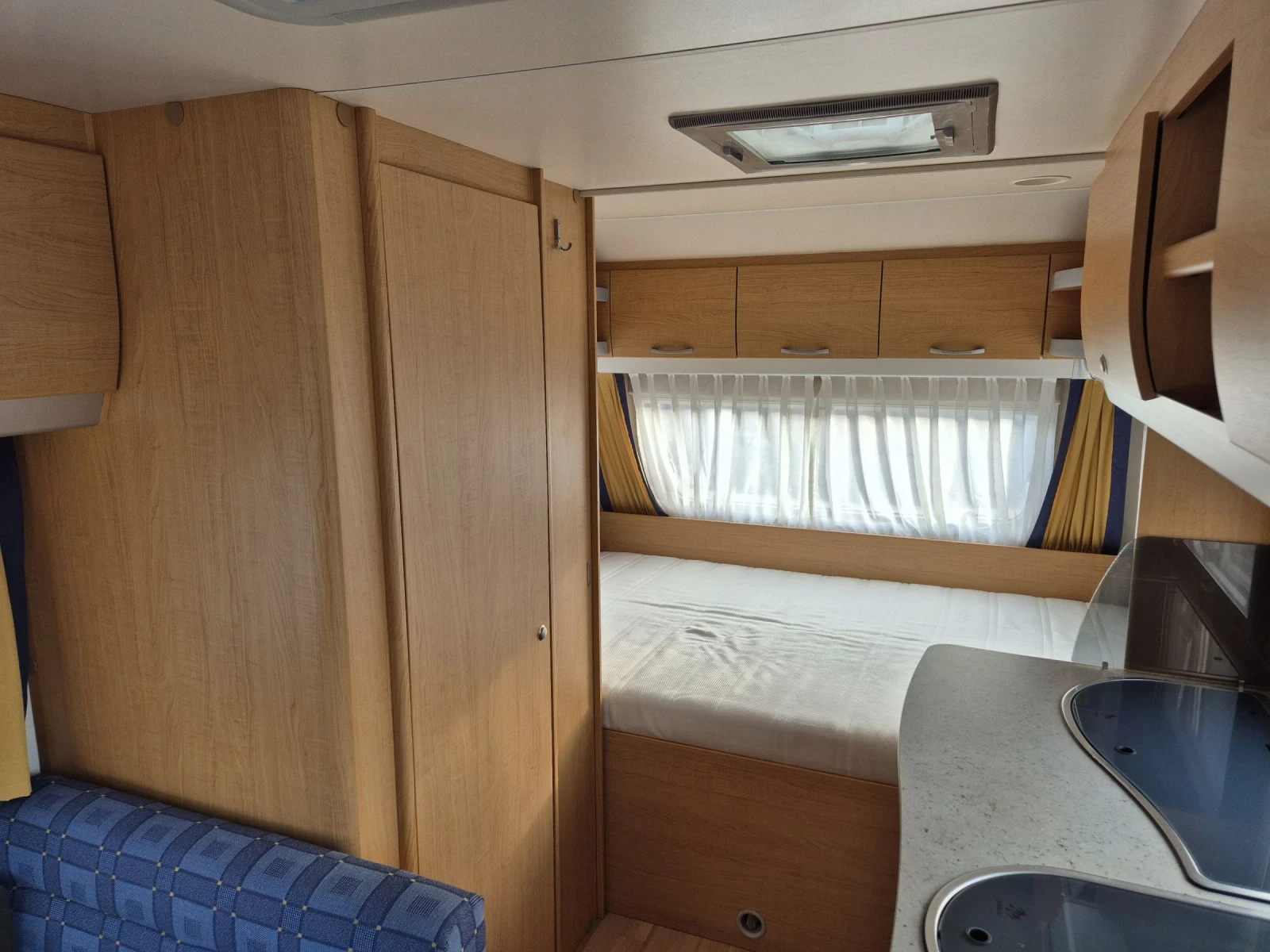 Каравана Knaus 4  МЕСТА WC  БАНЯ ФОРСЕЛТ БОЙЛЕР  - изображение 3