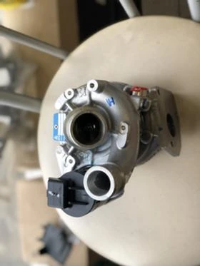 54399880113 ОРИГИНАЛЕНО ТУРБО LAND ROVER DISCOVERY IV/RANGE ROVER SPORT 3.0D/3.6D 2006- RH  LR003667, снимка 5