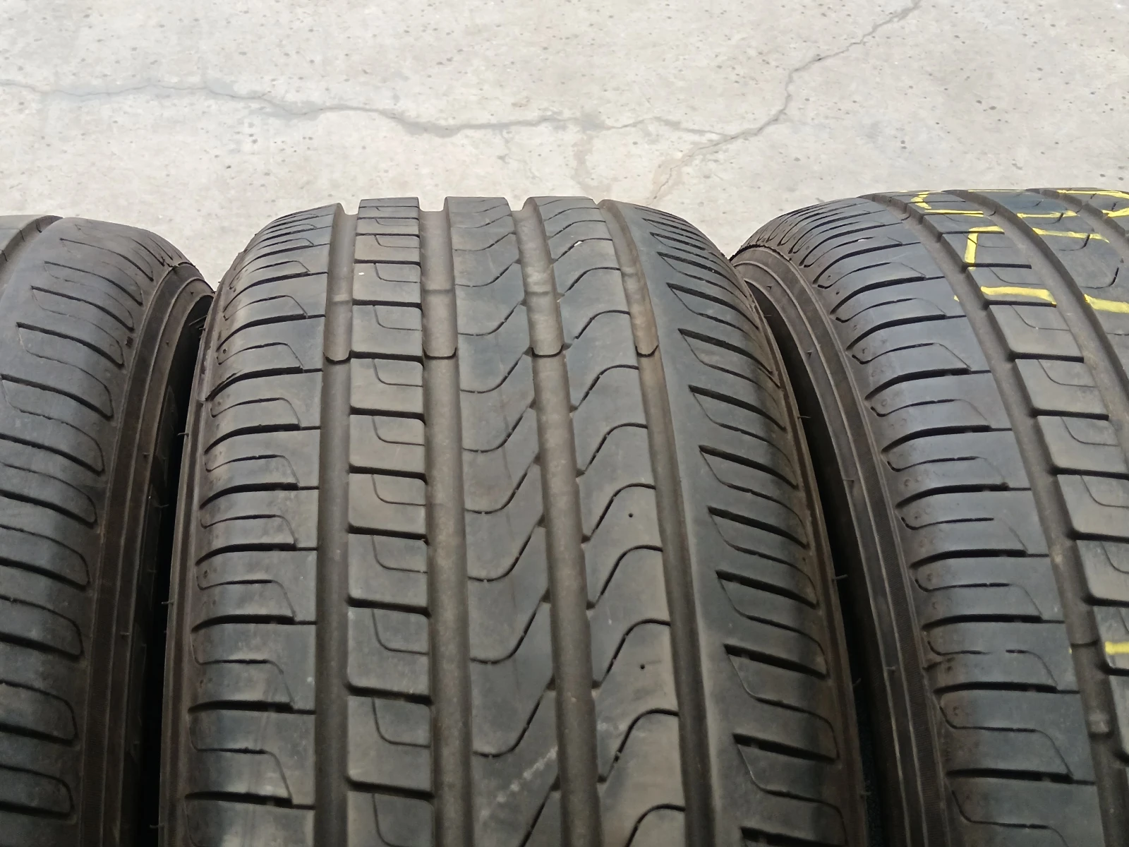 Гуми Летни 235/55R17, снимка 3 - Гуми и джанти - 54526969