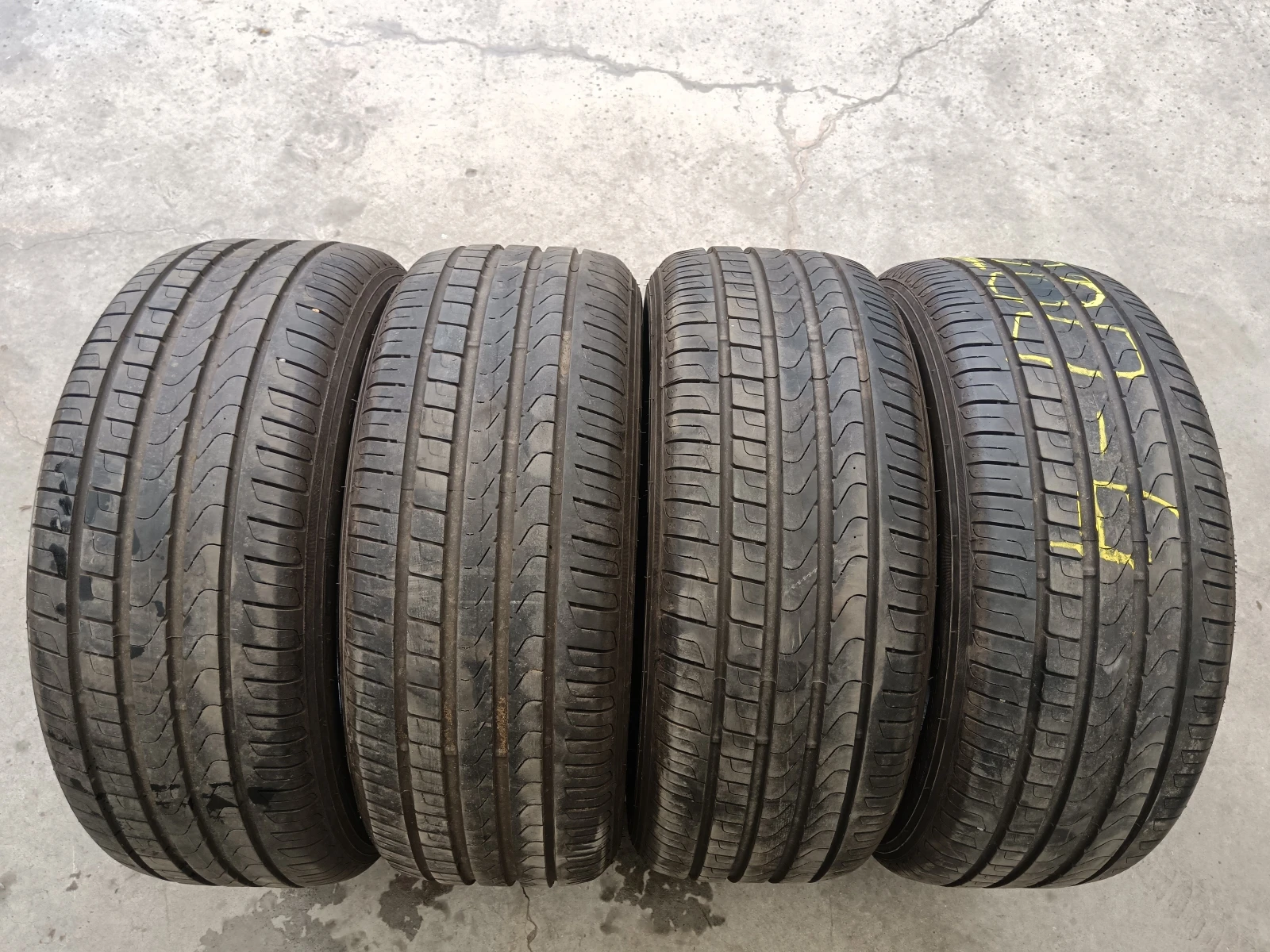 Гуми Летни 235/55R17