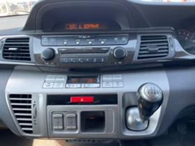 Honda Fr-v 2.2 i-CDTI/1.7i, снимка 8