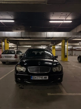 Mercedes-Benz C 200, снимка 1