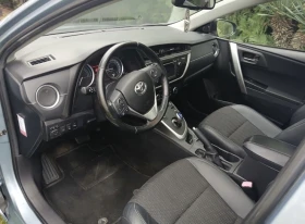 Toyota Auris, снимка 8