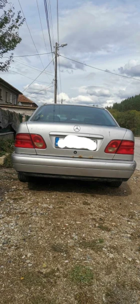 Mercedes-Benz E 200 Компресор, снимка 7