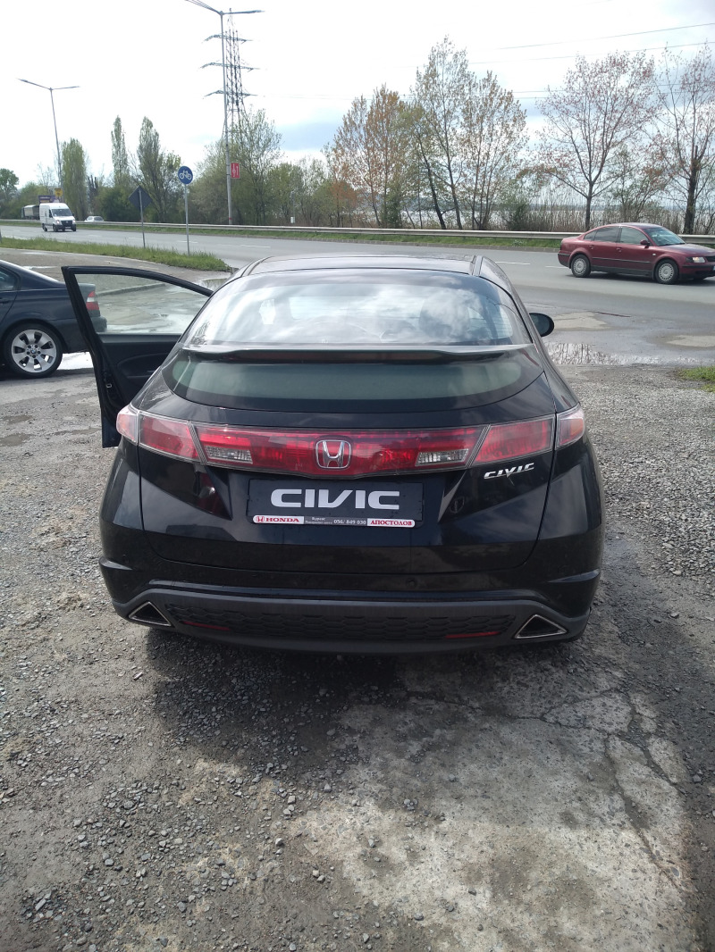 Honda Civic 2,2 i-CTDI Sport, снимка 11 - Автомобили и джипове - 39335377