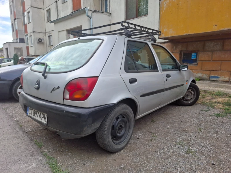 Ford Fiesta, снимка 1 - Автомобили и джипове - 47220128