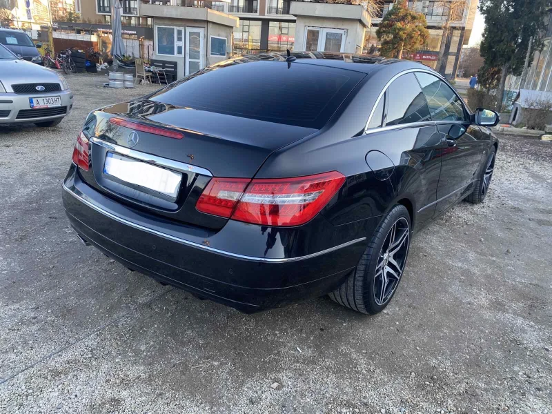 Mercedes-Benz E 250 COUPE-204кс-6ск., снимка 7 - Автомобили и джипове - 47263547