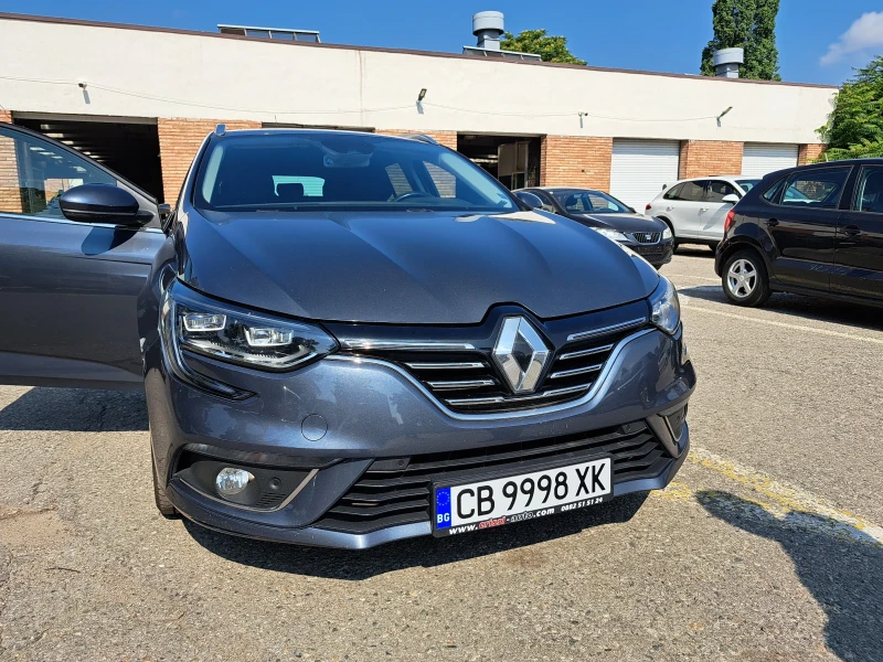 Renault Megane, снимка 1 - Автомобили и джипове - 48176514