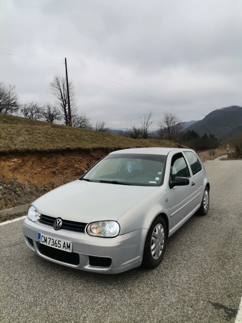 VW Golf 4, снимка 3 - Автомобили и джипове - 48239384