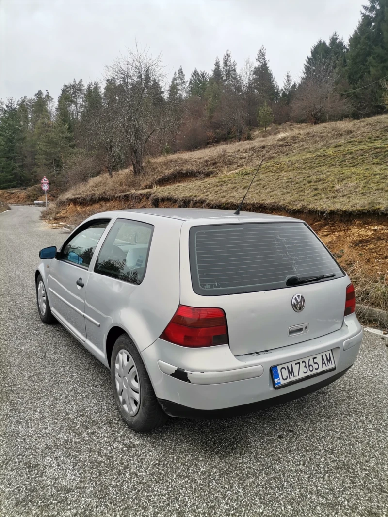 VW Golf 4, снимка 4 - Автомобили и джипове - 48239384