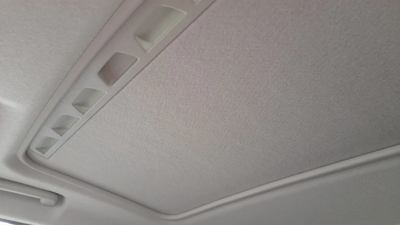 Ford Focus Ghia Exclusive, снимка 9 - Автомобили и джипове - 52805694