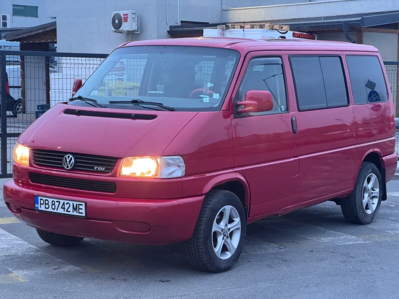 VW Multivan 2.5 TDI 102 коня, снимка 2 - Автомобили и джипове - 52882295