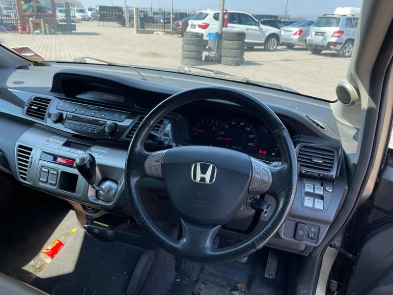 Honda Fr-v 2.2 i-CDTI/1.7i, снимка 7 - Автомобили и джипове - 36180653